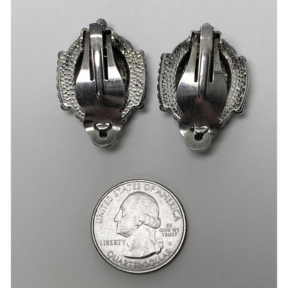 Vintage Black Faceted Stone & Silver-Tone Clip-On Earrings Signed "Best" - Picture 4 of 8